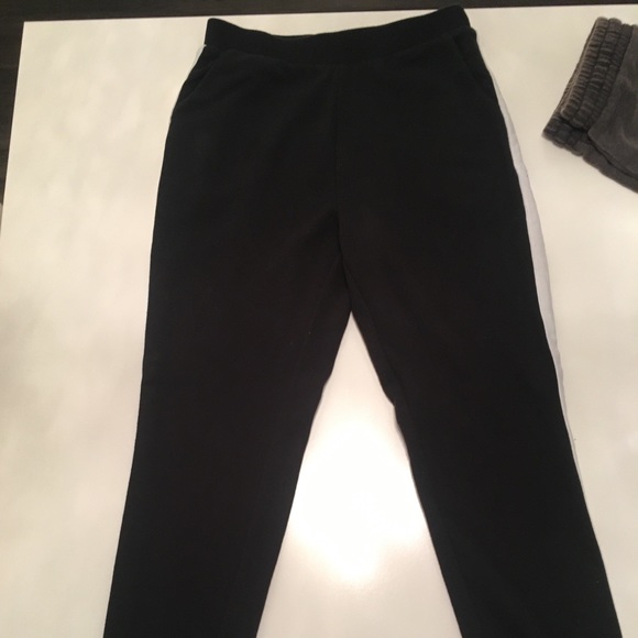 Sweats - Picture 3 of 4